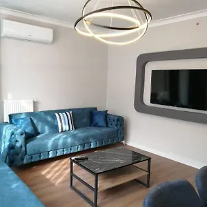 Sisli Apartment, 2 Bedrooms, 250 M Metro, New Modern شقة اسطنبول